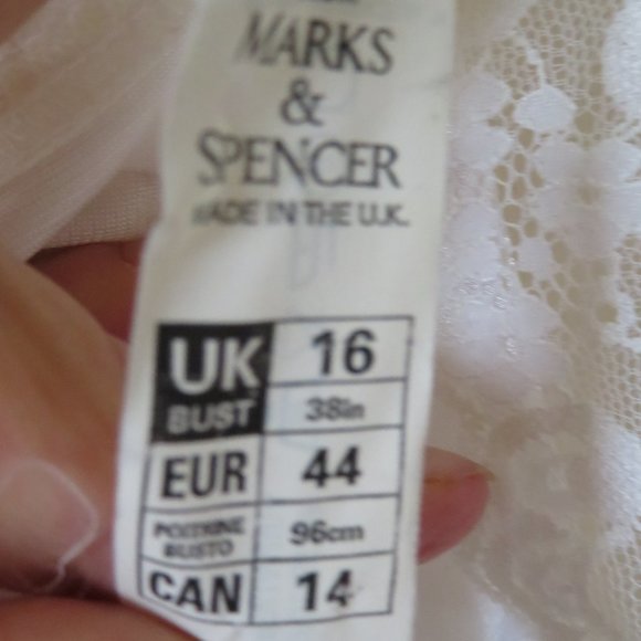 Marks & Spencer White Chemise Camisole Size 14 Canada/US (K75) - Picture 4 of 5
